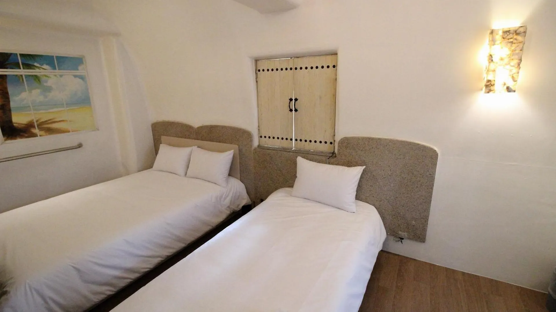 Sinchon Gaon Hostel Seoul South Korea