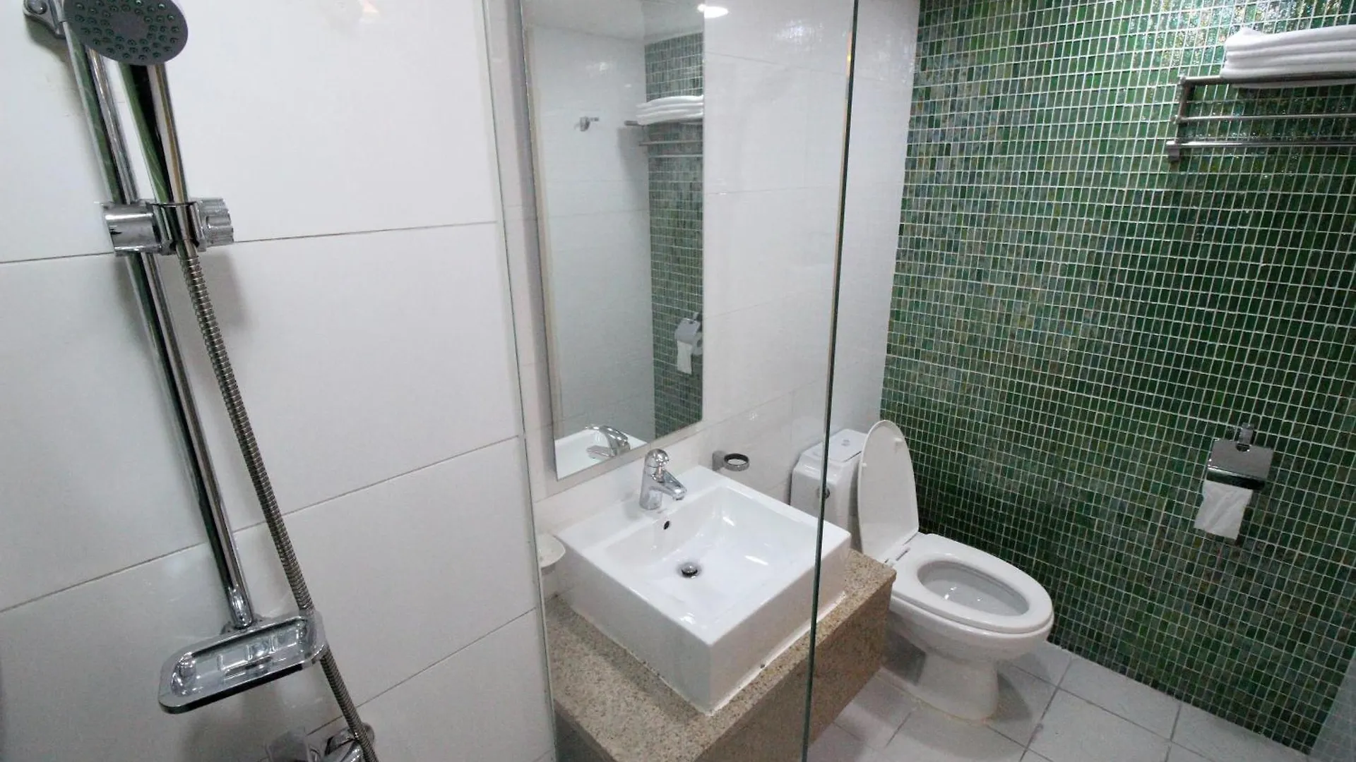 Sinchon Gaon Hostel Seoul 0*,  South Korea
